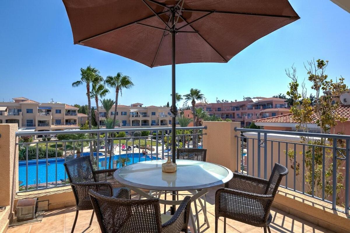 Limnaria Gardens Beautiful Apartment By Vichy Pafos Zewnętrze zdjęcie